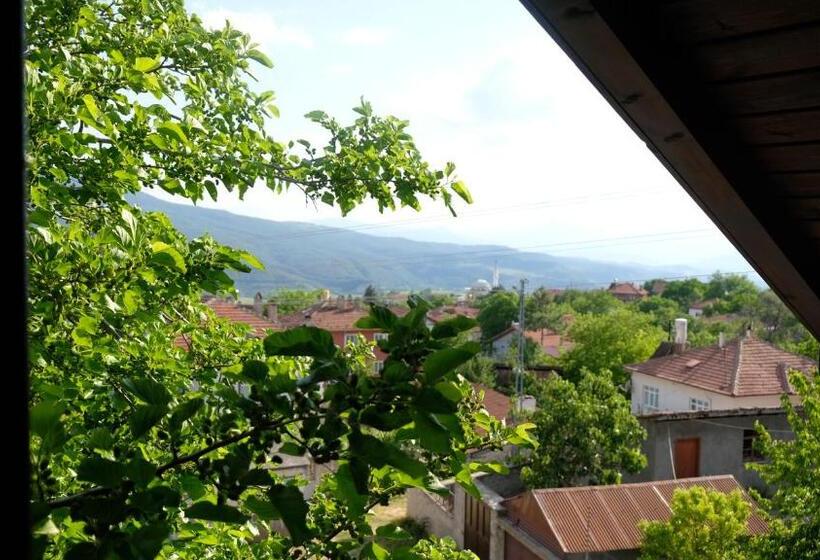 סטודיו דלוקס, Konak Bi̇ndalli