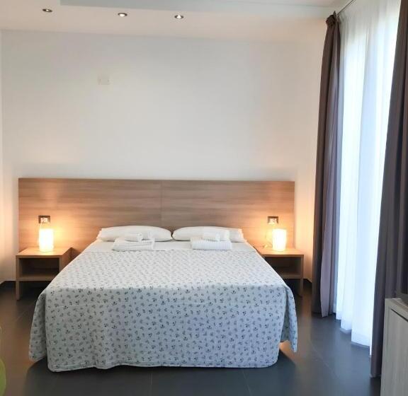 اتاق استاندارد چهار تخته, Ripamontibnb