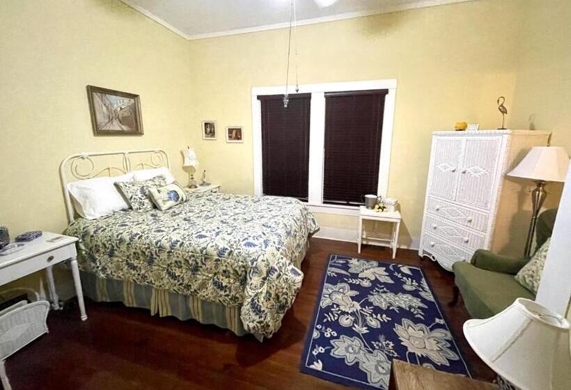스탠다드 룸, Grady House Bed And Breakfast