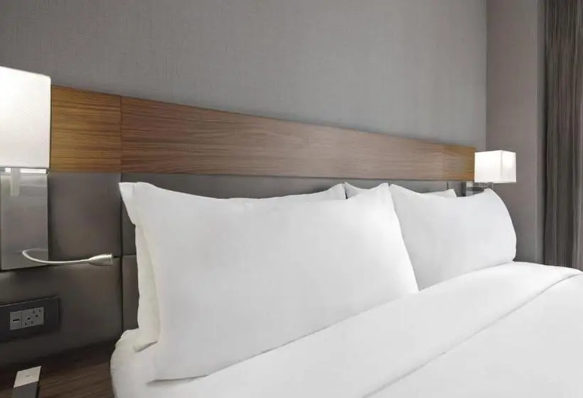 Standard-invahuone King-vuode, Ac Hotel By Marriott St Louis Central West End