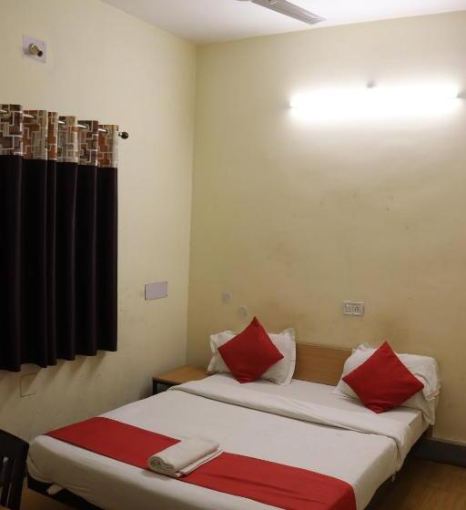 Standard Room, Chandra