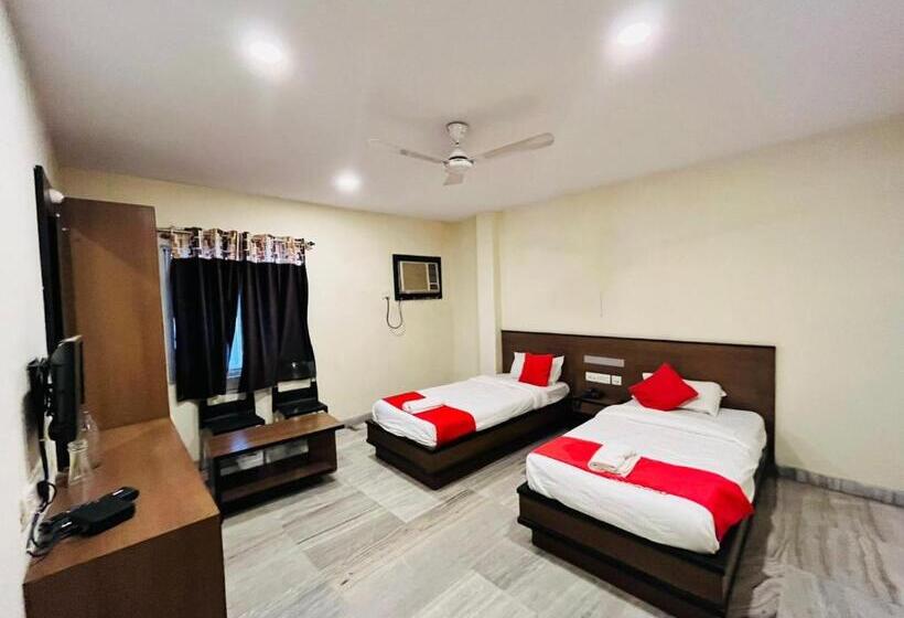 Deluxe Room, Chandra