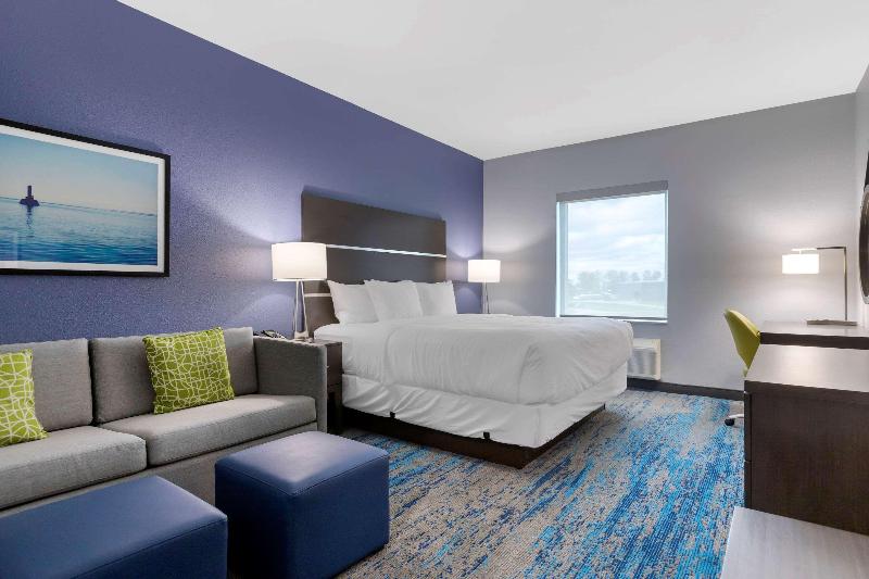 Люкс Кровать Кинг, Comfort Inn & Suites Adrian