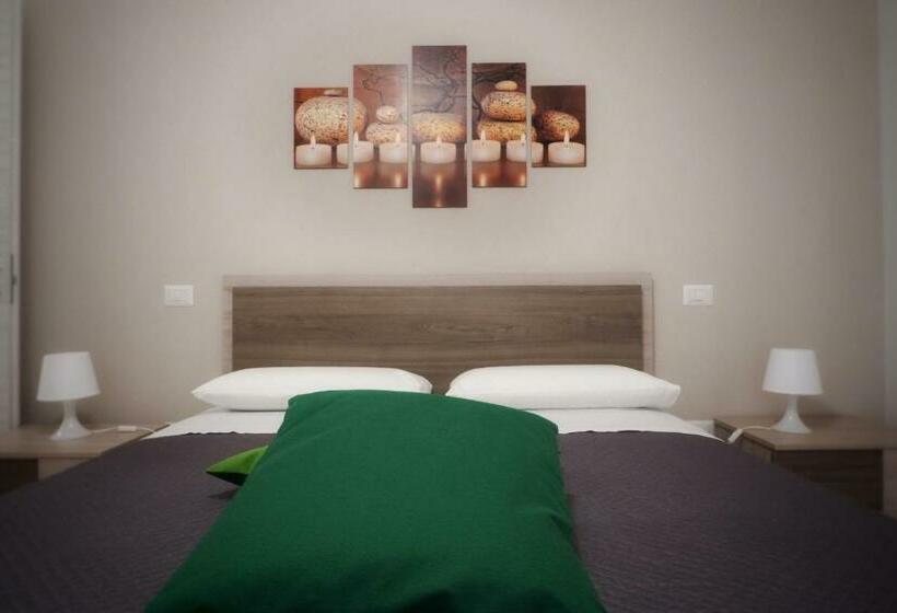 חדר סטנדרט, Natural House