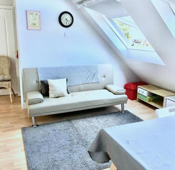 带大床的标准间, Fox View Guesthouse