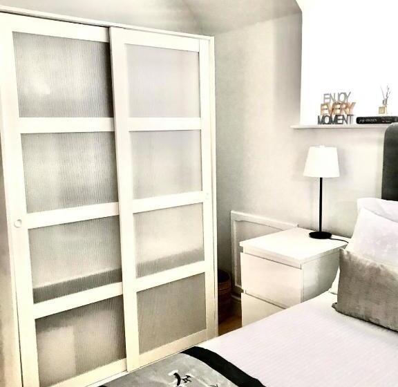 Люкс Deluxe Кровать Кинг, Fox View Guesthouse