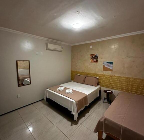 חדר סטנדרט לשלושה עם מרפסת, Pousada Coconut Cumbuco