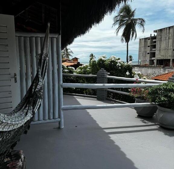 חדר סטנדרט לשלושה עם מרפסת, Pousada Coconut Cumbuco