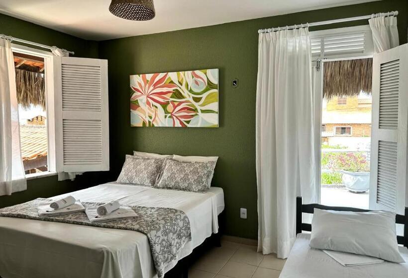 חדר סטנדרט לשלושה עם מרפסת, Pousada Coconut Cumbuco