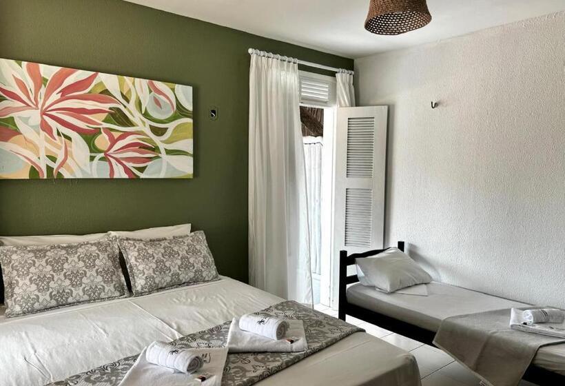 חדר סטנדרט לשלושה עם מרפסת, Pousada Coconut Cumbuco