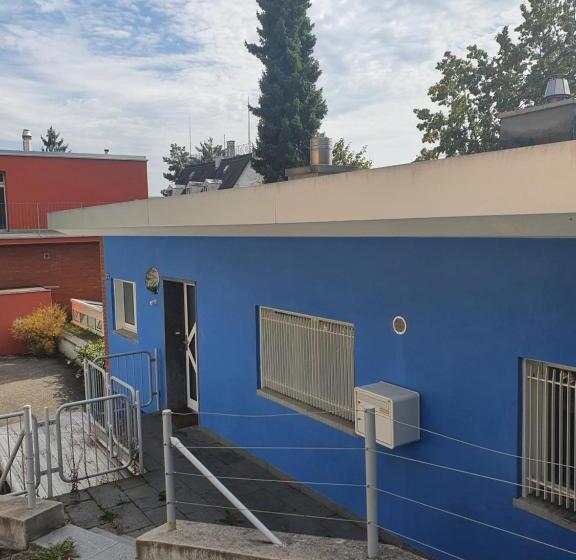 Cama em Quarto Partilhado, Viktoria Budget Hostel