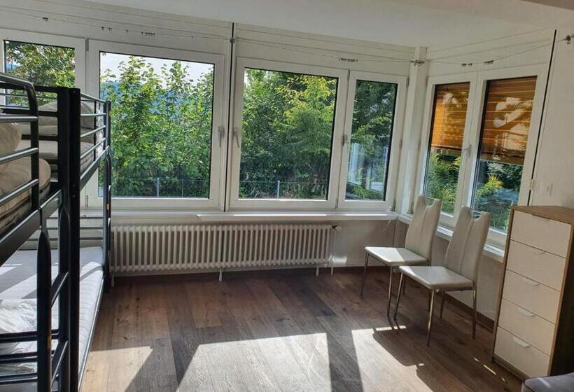 Cama em Quarto Partilhado, Viktoria Budget Hostel