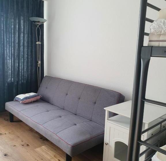 Cama em Quarto Partilhado, Viktoria Budget Hostel