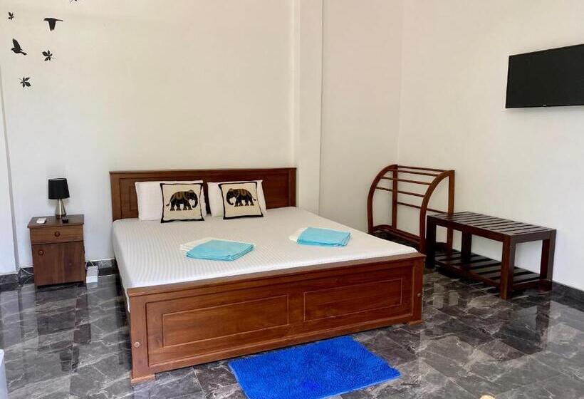 标准房带园景, Sapphire Garden