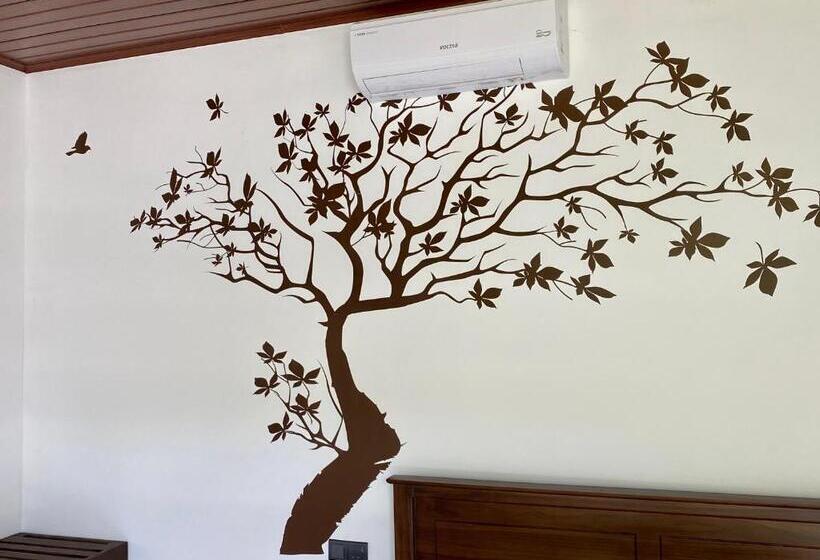 带花园景观的标准三人间, Sapphire Garden