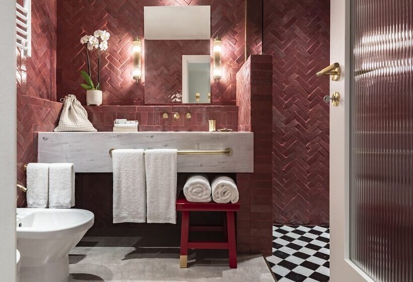 اتاق لوکس, Vico Milano