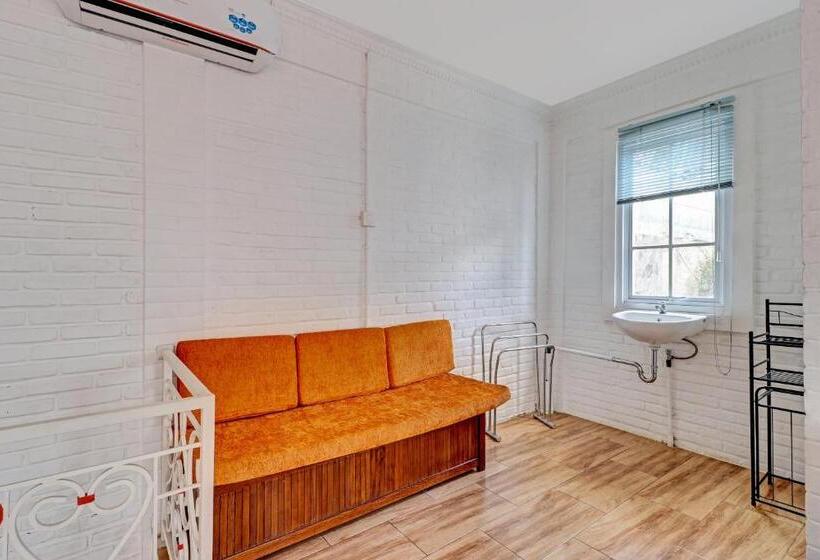 패밀리 스위트, Capital O 90617 Rumah Oma Opa Syariah