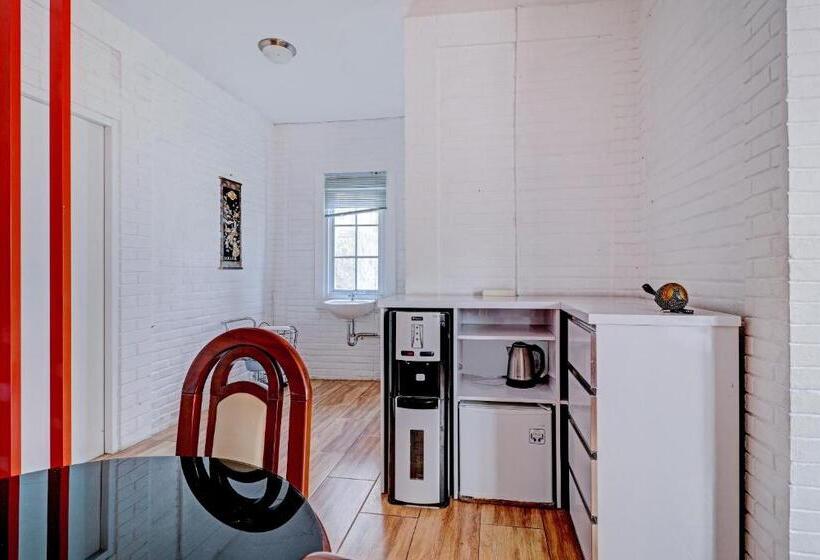 패밀리 스위트, Capital O 90617 Rumah Oma Opa Syariah