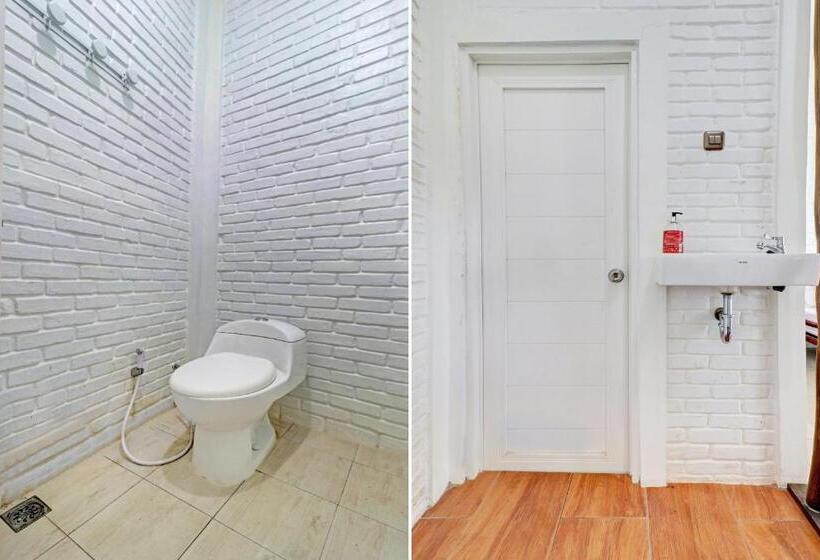 디럭스 룸, Capital O 90617 Rumah Oma Opa Syariah