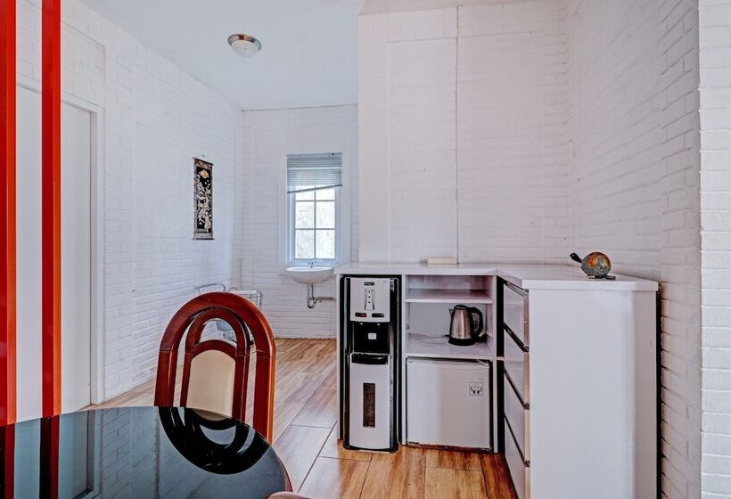 패밀리 스위트, Capital O 90617 Rumah Oma Opa Syariah