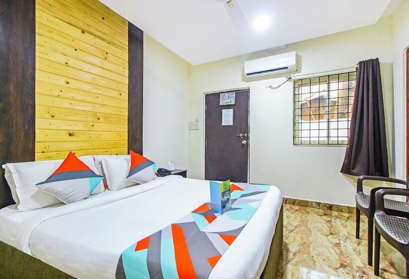 Camera Deluxe, Fabexpress Golden Nest Deluxe With Pool, Calangute