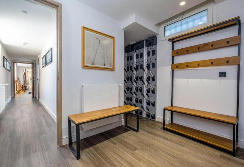 Апартаменты 1 Спальня с Видом, Popalp