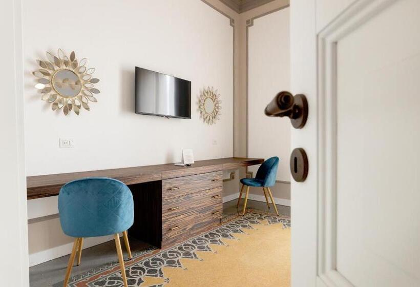 家庭间, Riflessi Acireale Palace Suites