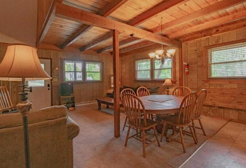 غرفة عائلية, Swiss Mountain Village