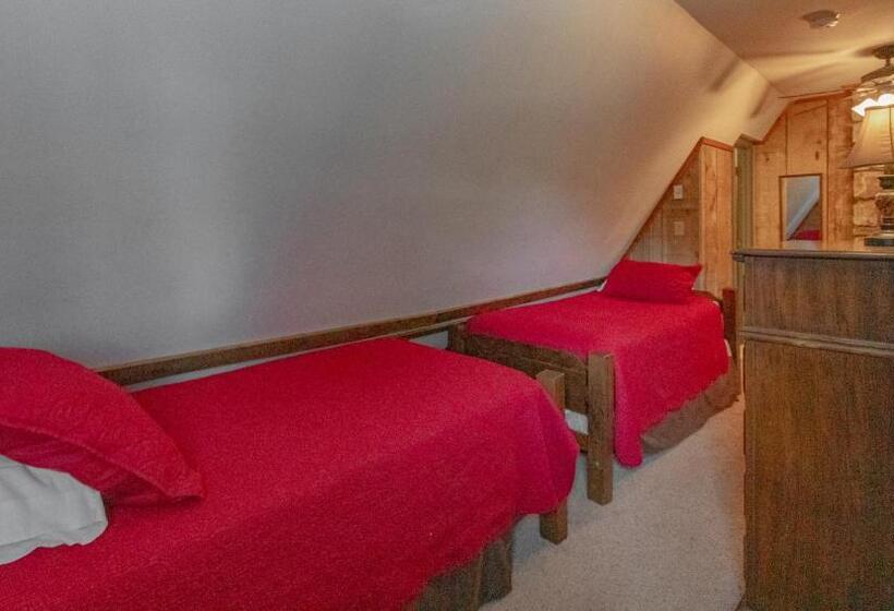 غرفة عائلية, Swiss Mountain Village