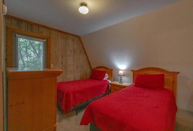 جناح جونيور عائلى, Swiss Mountain Village