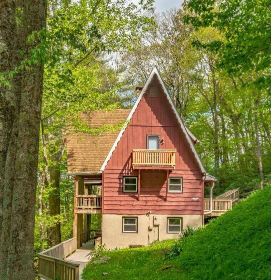 جناح جونيور عائلى, Swiss Mountain Village