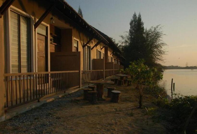 家庭间, Cerana Villa Eco Resort