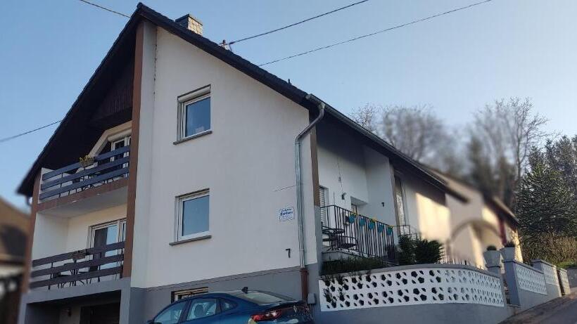 غرفة قياسية مزوَّدة بشُرفة, Gästezimmer Bernkastel Gästehaus Barbara