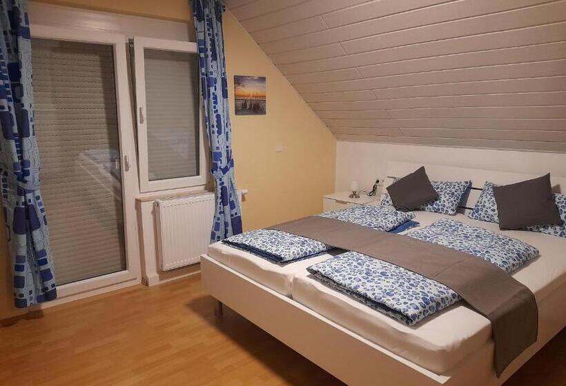 غرفة قياسية مزوَّدة بشُرفة, Gästezimmer Bernkastel Gästehaus Barbara