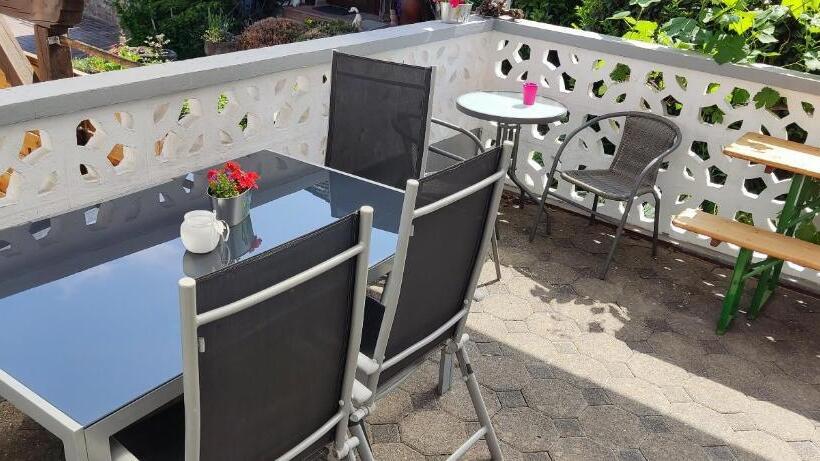 شقة غرفة نوم واحدة مزودة بشُرفة, Gästezimmer Bernkastel Gästehaus Barbara