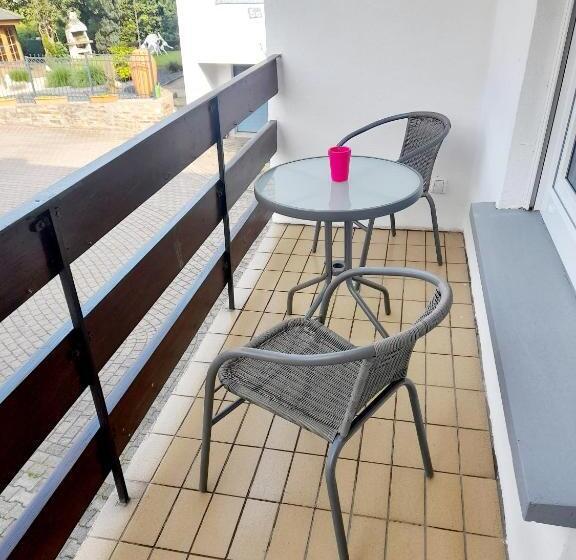 شقة غرفة نوم واحدة مزودة بشُرفة, Gästezimmer Bernkastel Gästehaus Barbara