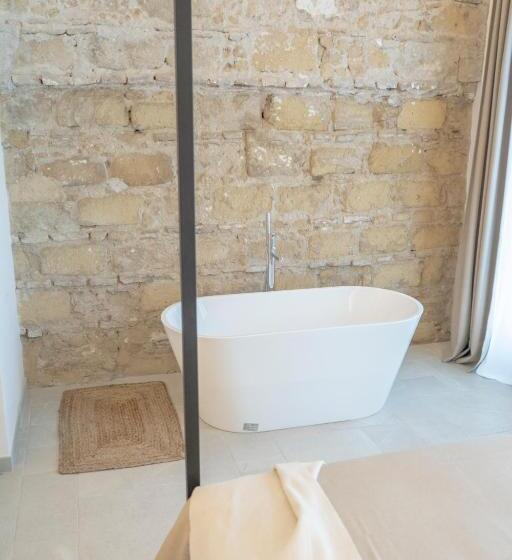 سوییت اجرایی, Suites Alfonso X