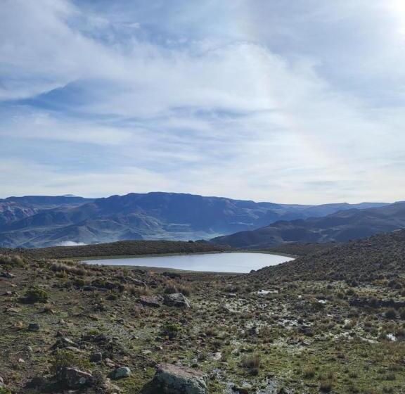 キングサイズベッドのスタンダードルーム, The First Real Bed & Breakfast Hiking Hotel  The Office  In Arequipa, Peru