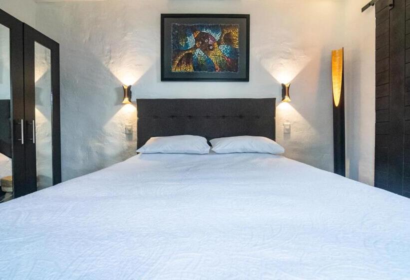 キングサイズベッドのスタンダードルーム, The First Real Bed & Breakfast Hiking Hotel  The Office  In Arequipa, Peru