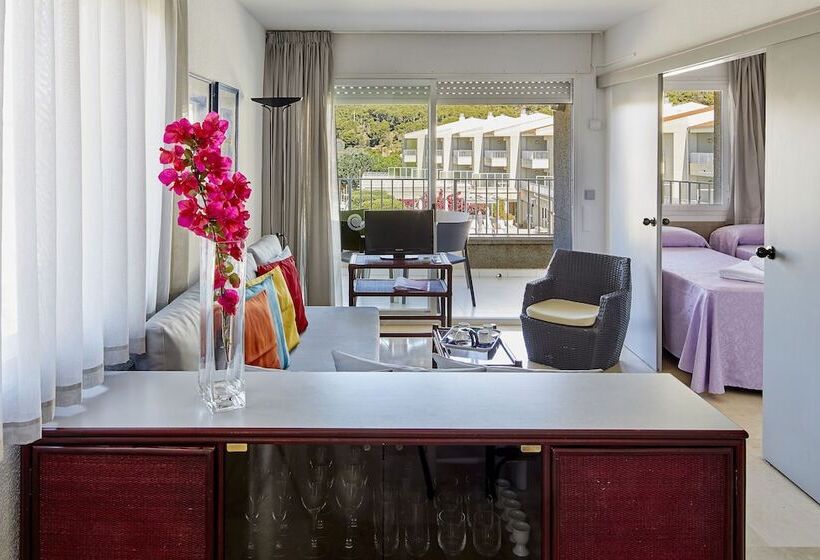 דירת 2 חדרי שינה עם נוף לבריכה, Apartamentos Centremar