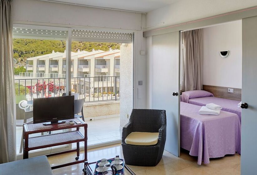 דירת 2 חדרי שינה עם נוף לבריכה, Apartamentos Centremar