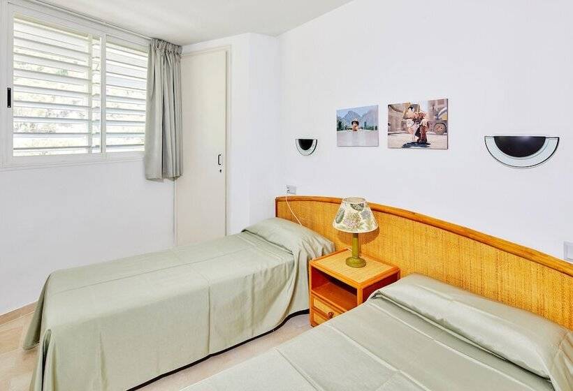 Апартаменты 2 спальни Вид на Бассейн, Apartamentos Centremar