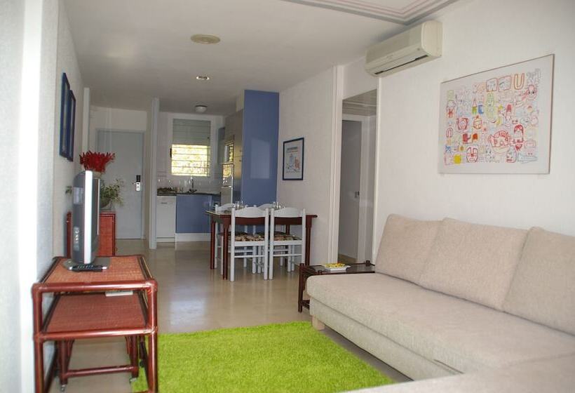 דירת 2 חדרי שינה עם נוף לבריכה, Apartamentos Centremar