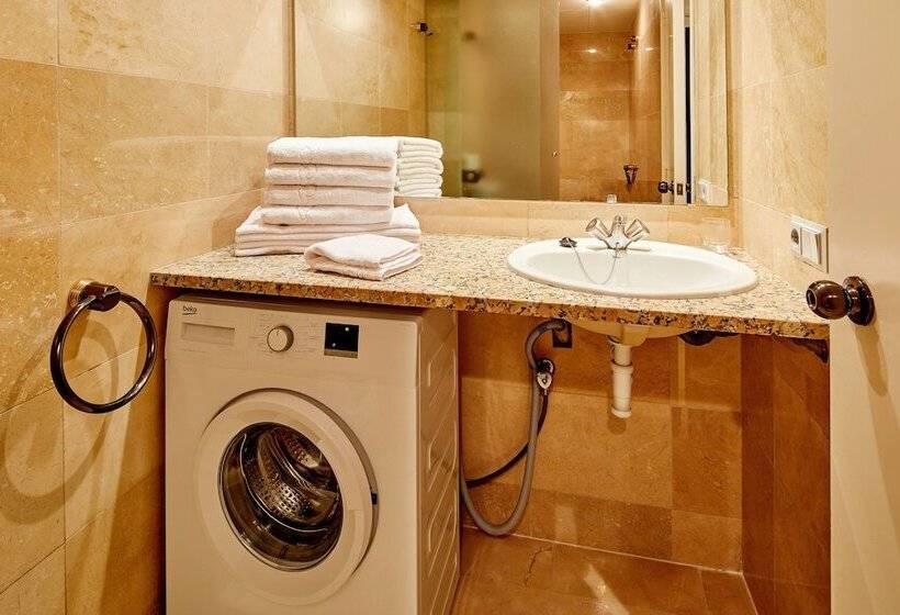 Апартаменты 2 спальни Вид на Бассейн, Apartamentos Centremar