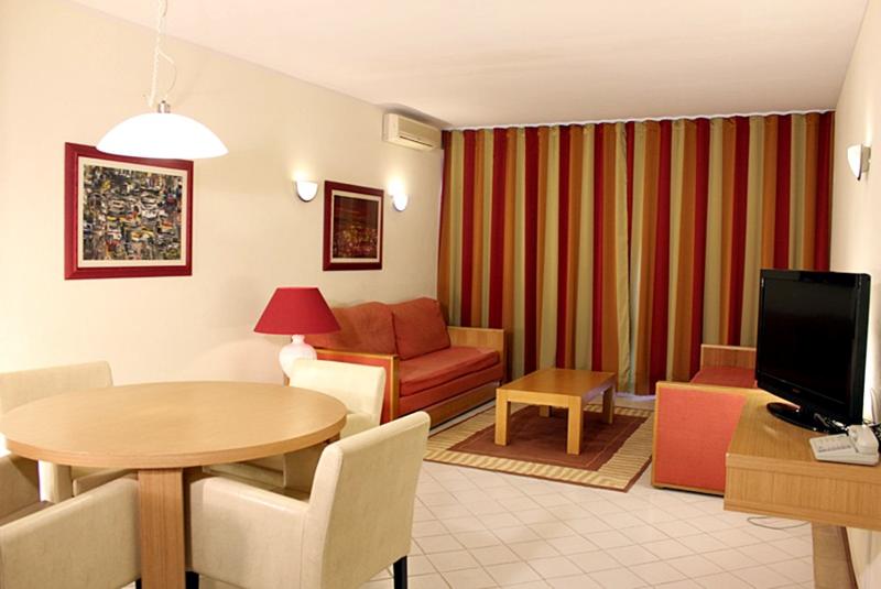 Апартаменты 2 Спальни, Cheerfulway Acqua Maris Balaia