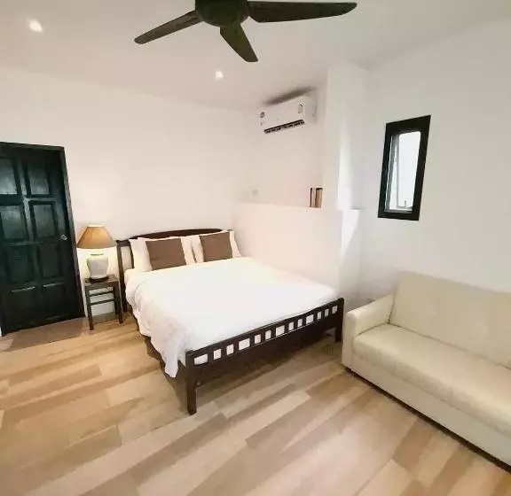 بانگلوی استاندارد با چشم‌انداز دریا, Cinnamon Beach Villas
