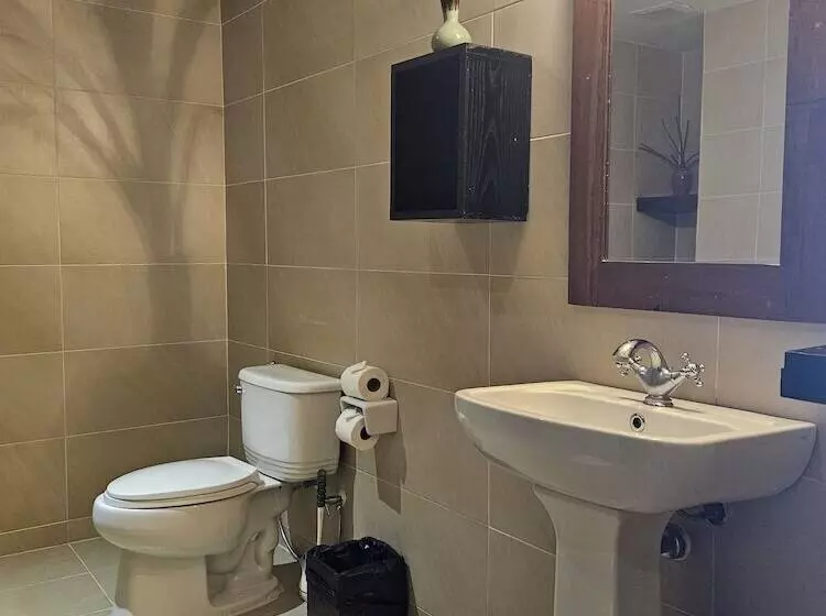 اتاق لوکس با چشم‌انداز دریا, Cinnamon Beach Villas