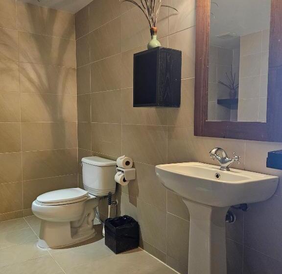 غرفة عائلية مطلّة علي البحر, Cinnamon Beach Villas