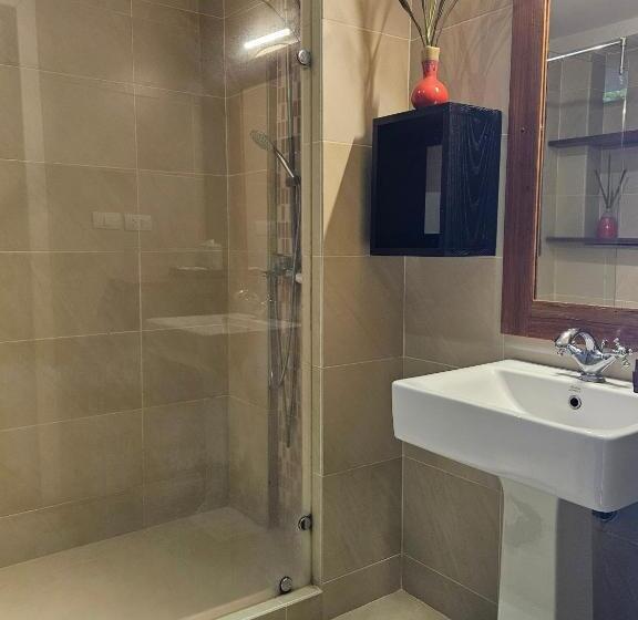 חדר משפחתי נוף לים, Cinnamon Beach Villas