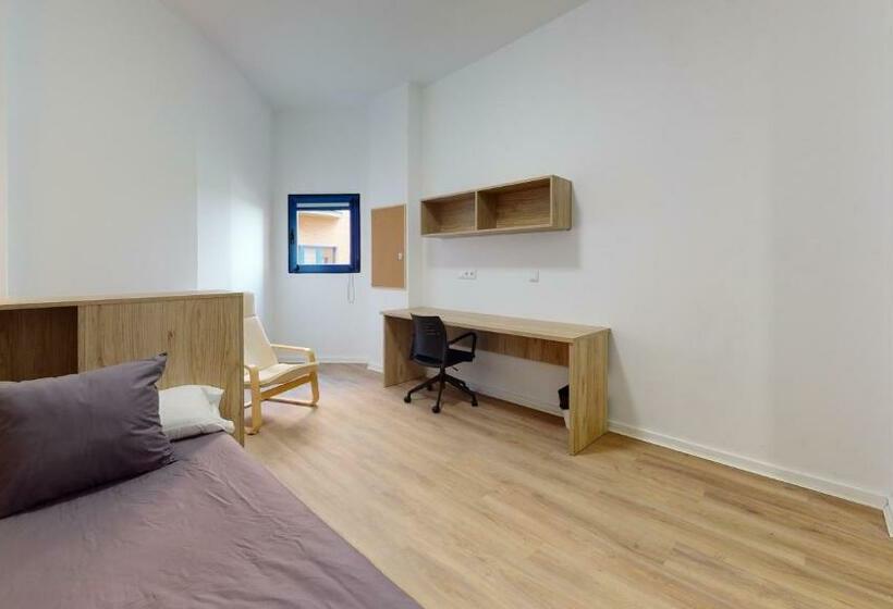 اتاق استاندارد یک نفره, Albergue Juvenil Colegio Mayor Galileo Galilei